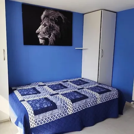 Avec Vue Apartment *